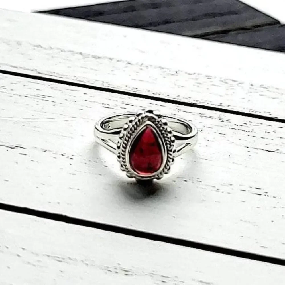 Red Garnet Cabochon Ring 925 Sterling Silver | Elegant Gemstone Jewelry